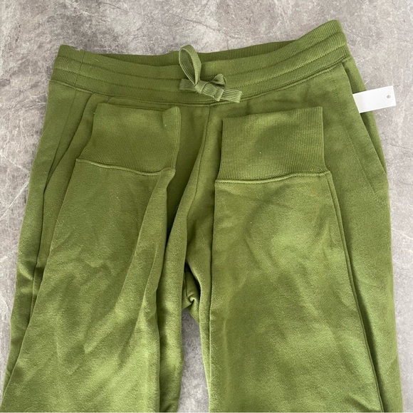 Green Joggers with Pockets - Picture 4 of 7